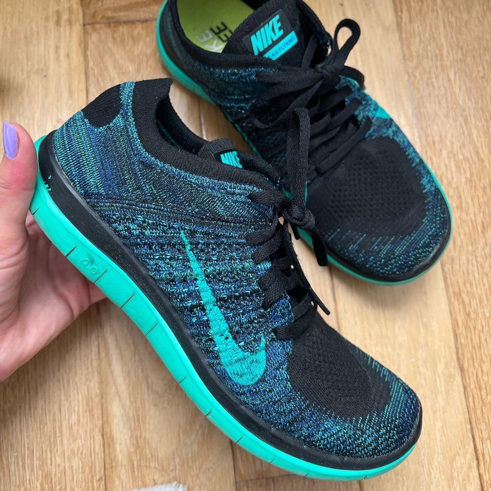 Preowned Nike Free 4.0 Flyknit - size 8.5